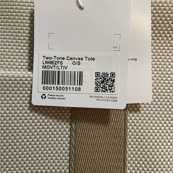 NWT Lululemon Two Tone Canvas Tote Bag 10L Mojave Tan / Light Ivory - Picture 8 of 12